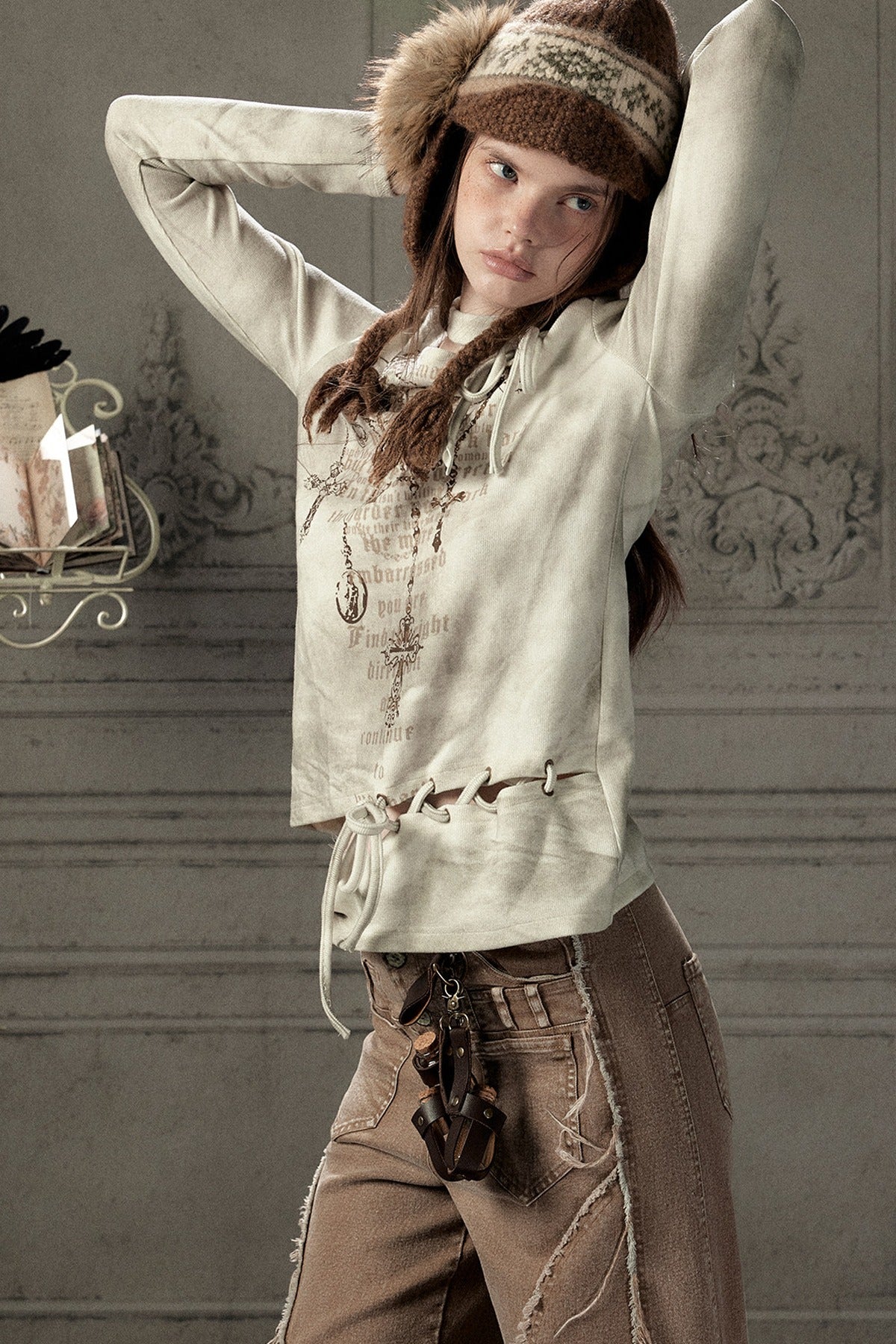 Letter Print Layered-Look Off-Shoulder Long-Sleeve T-shirt