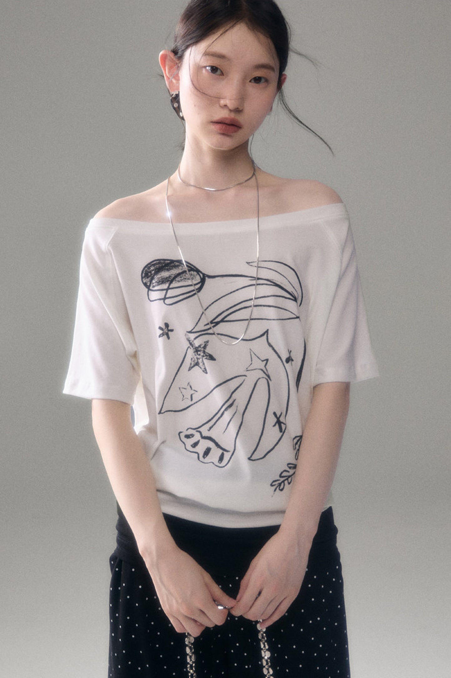 Bird And Tulip Print One-Shoulder Tencel T-Shirt
