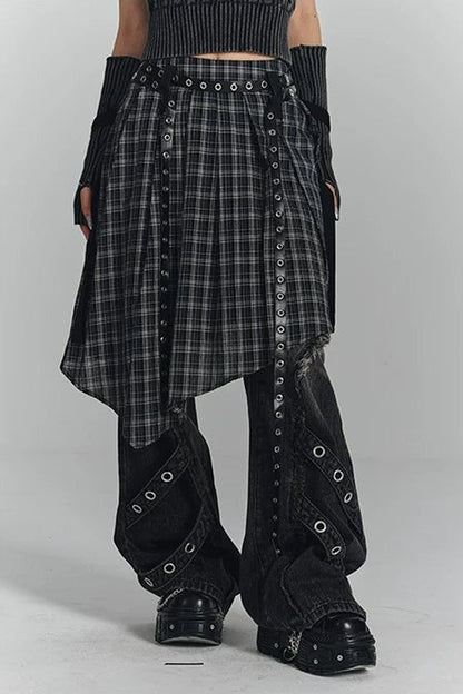 Gewaschene schwarze Jeans mit geradem Bein