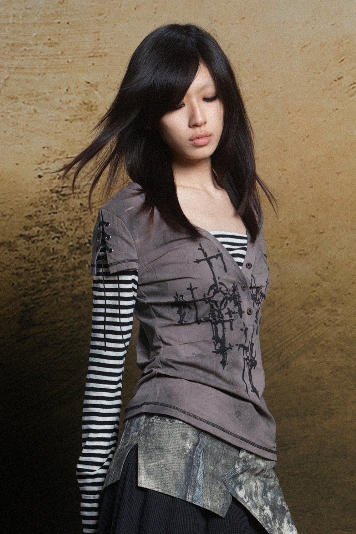 Cross Print Layered-Look V-Neck T-Shirt