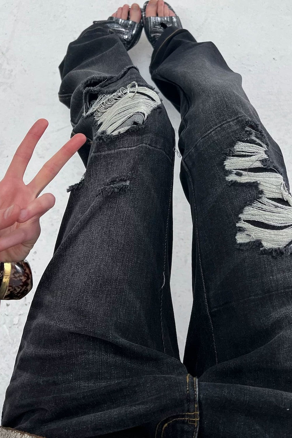 Jeans Strappati a Vita Bassa