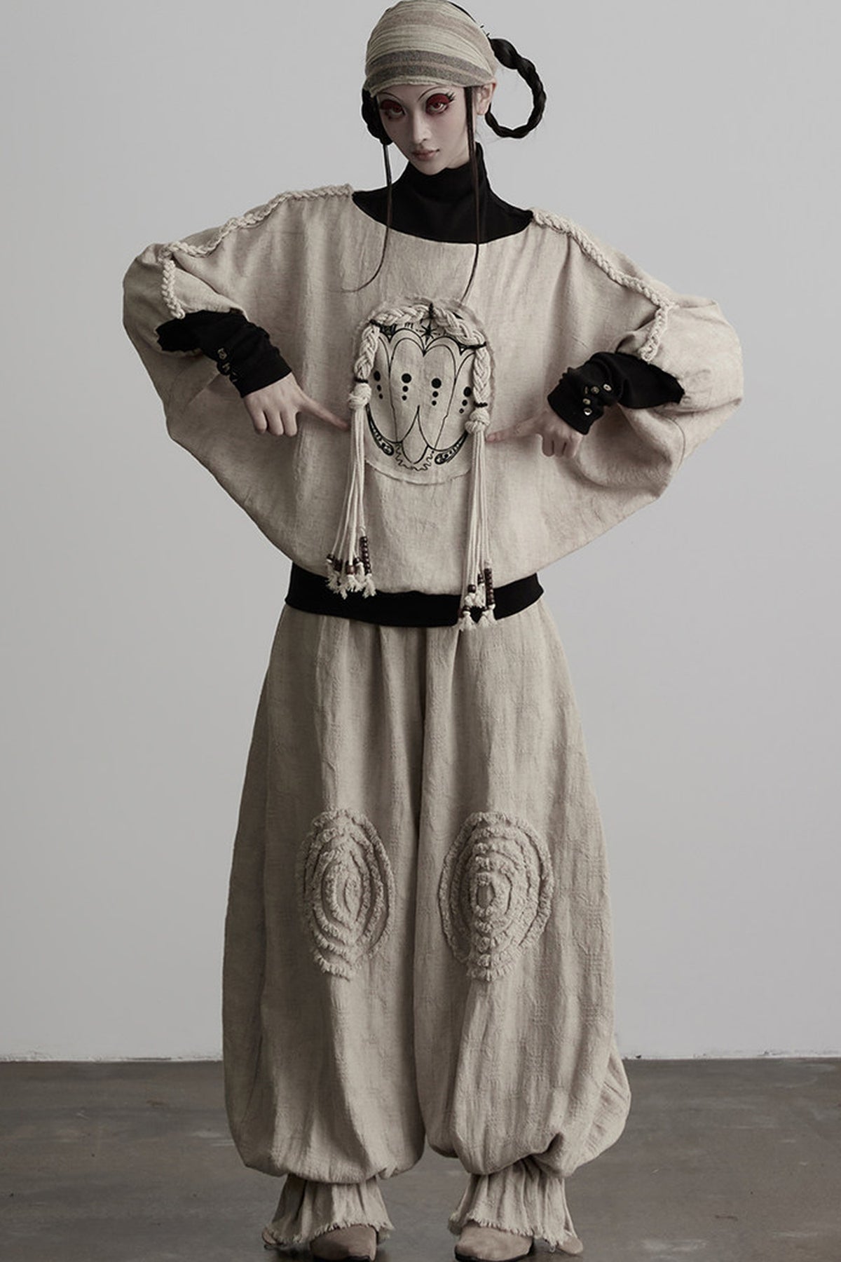 Loose-Fit High-Neck Batwing Sweatshirt
