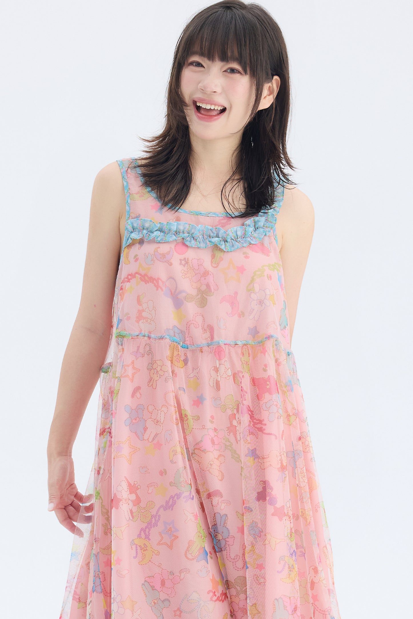 Robe en résille à bretelle asymétrique avec imprimé lapin rose