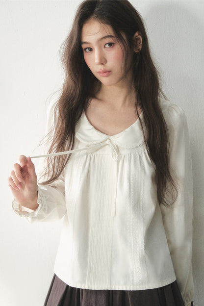 White Doll Collar Lyocell Blouse