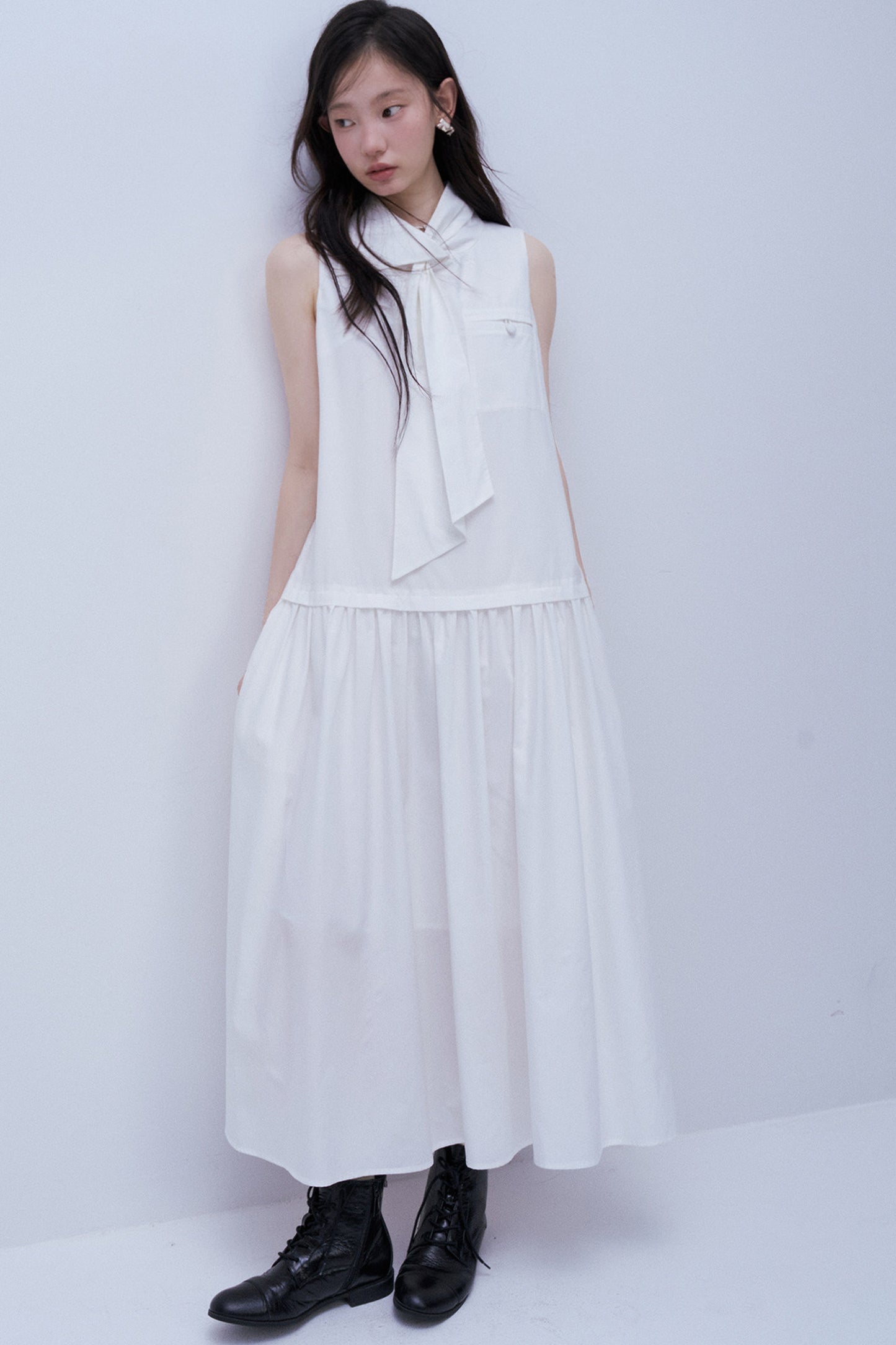 Weißes Kleid aus Tencel-Baumwollmischung