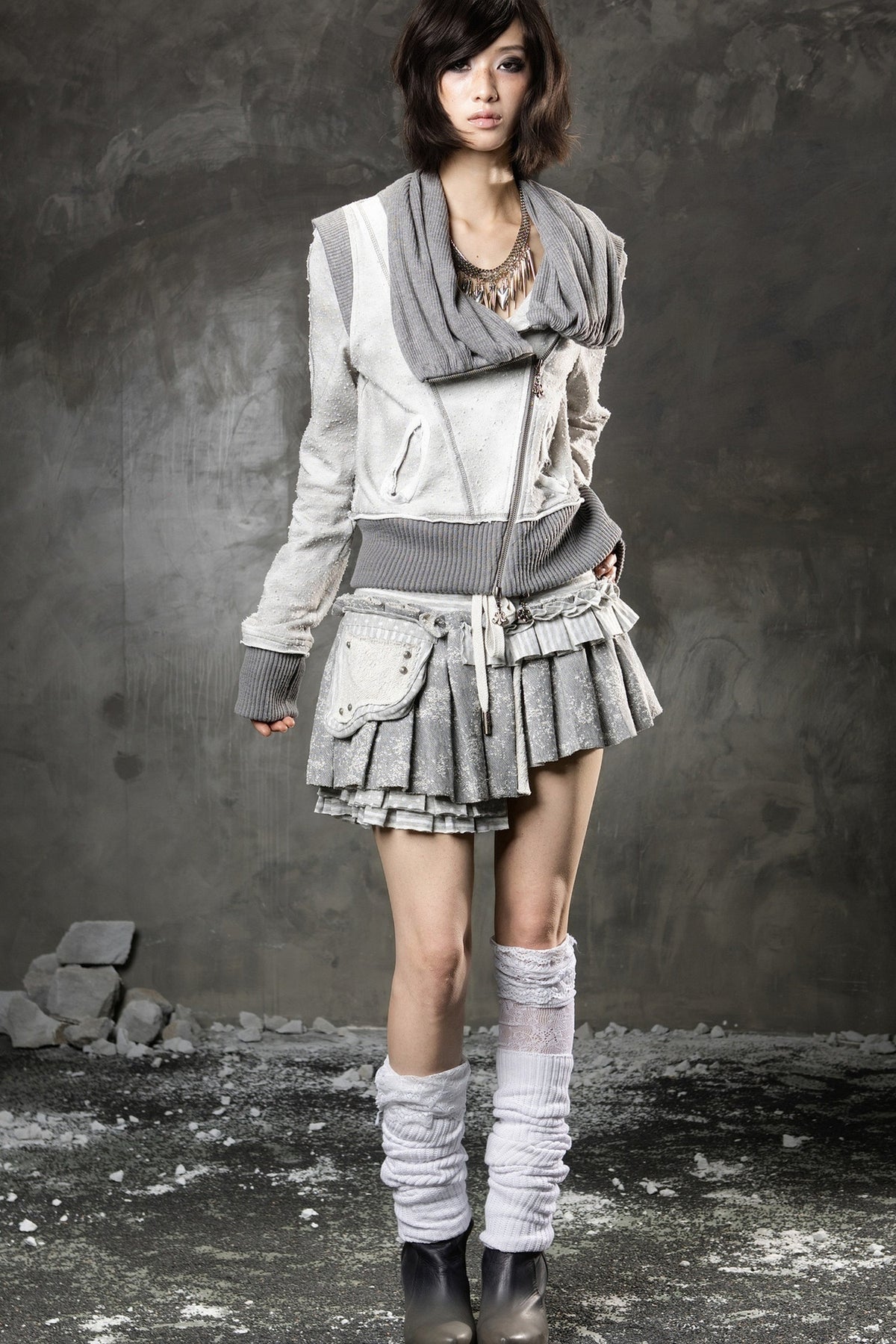 High-Waisted Multi-Layered Pleated Skirt