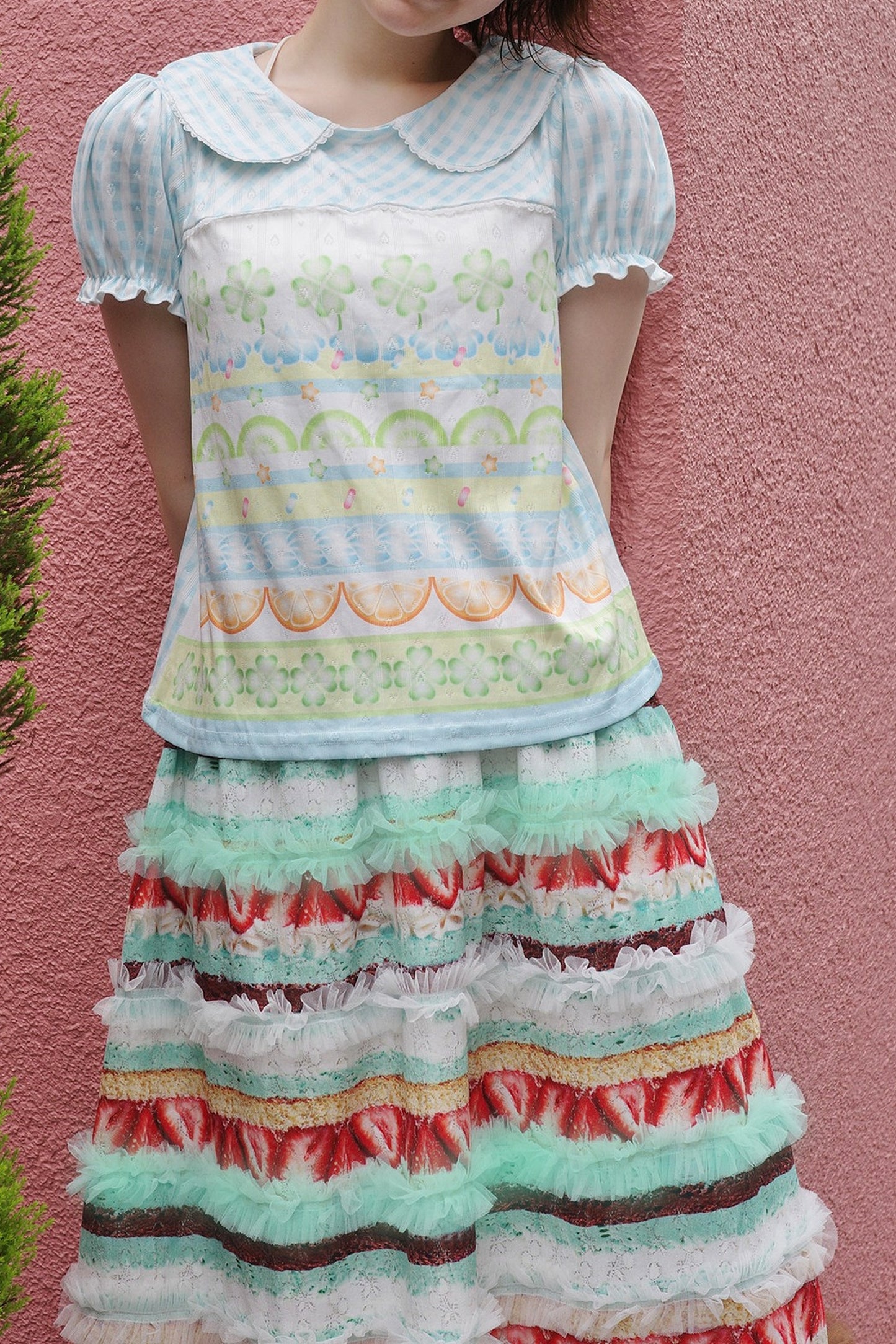 Strawberry Lime Clover Print Cotton T-Shirt