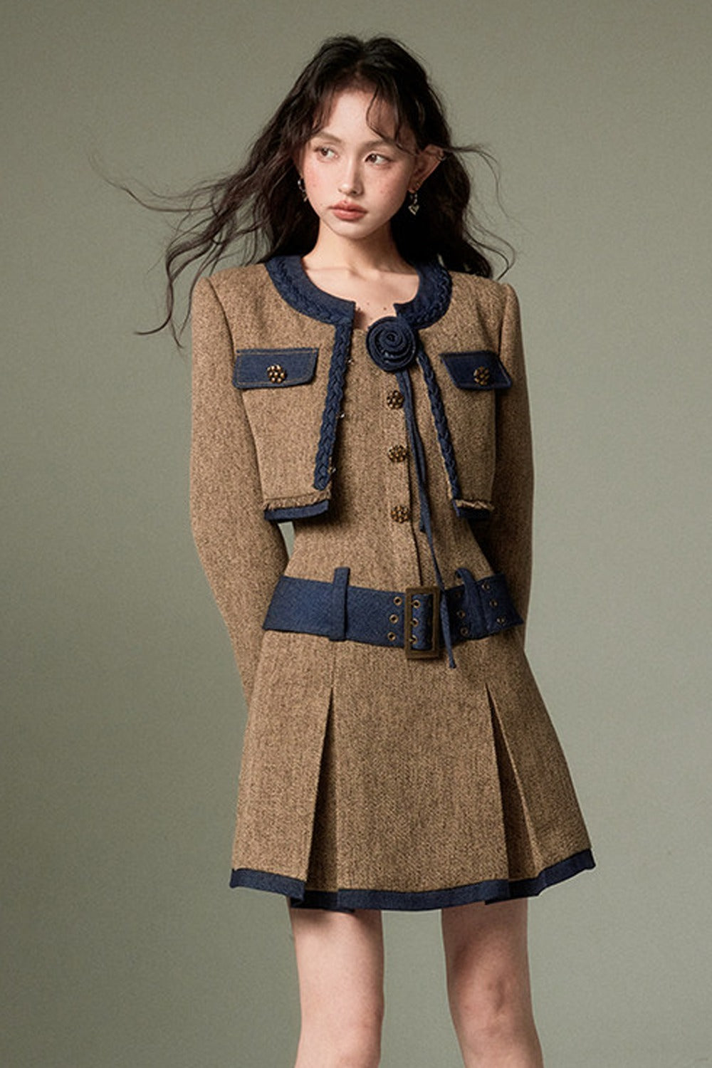 Elegant and Slimming 3D Rose Jacket Set-Up