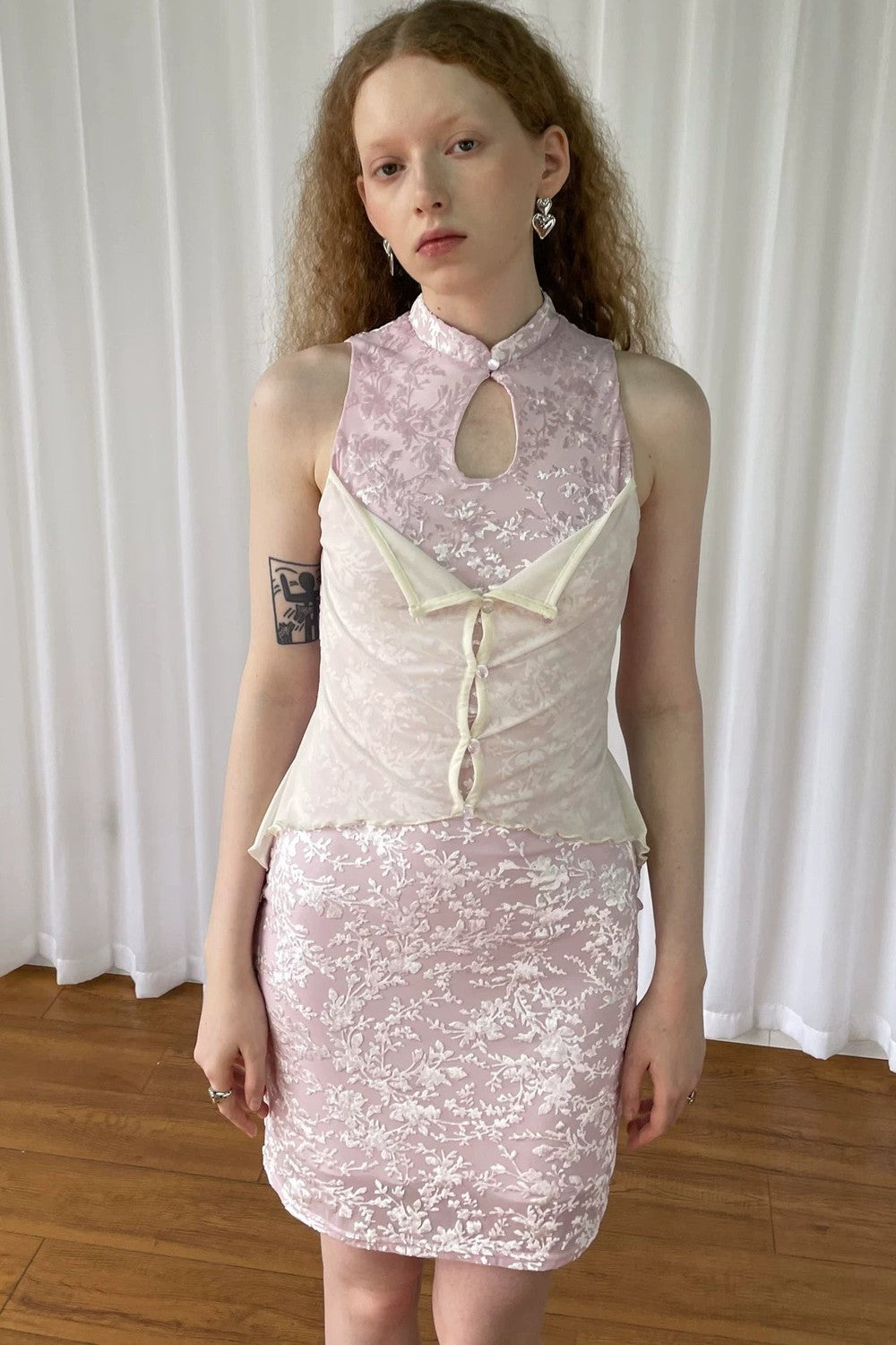Abito Cheongsam rosa vintage in pizzo