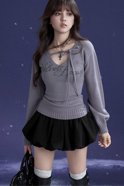 Schwarz-violetter Pullover mit V-Ausschnitt und Bindeband