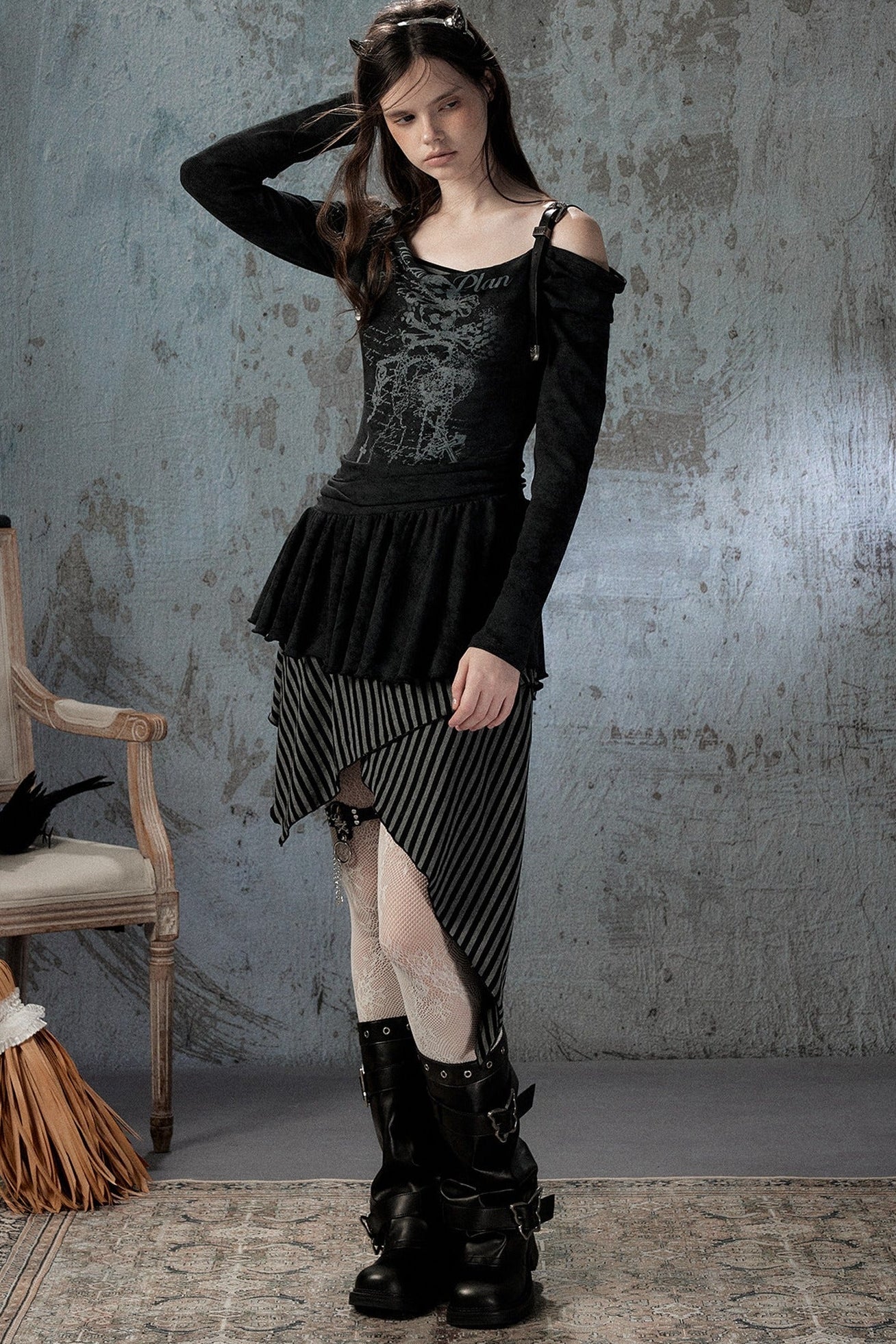 Vintage Off-Shoulder Spaghetti Dress