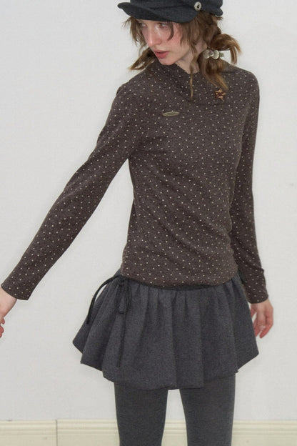 Strickoberteil mit sternförmigen Punkten