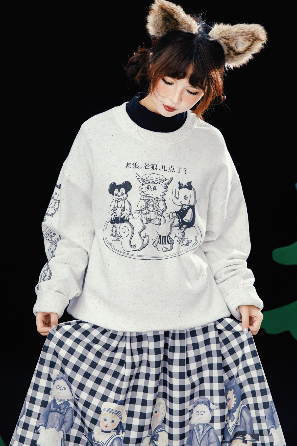 Old Wolf Asymmetrical Gray Speckled Sweatshirt