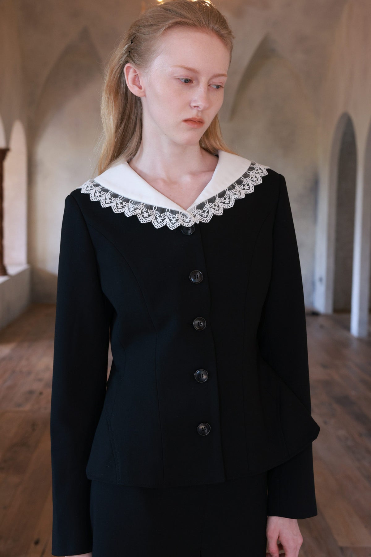 Black Lace Collar Jacket and Skirt Set-Up