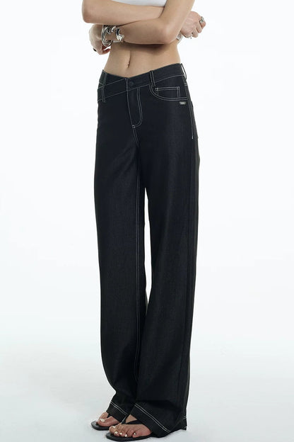 Asymmetrische Jeans aus Tencel-Denim