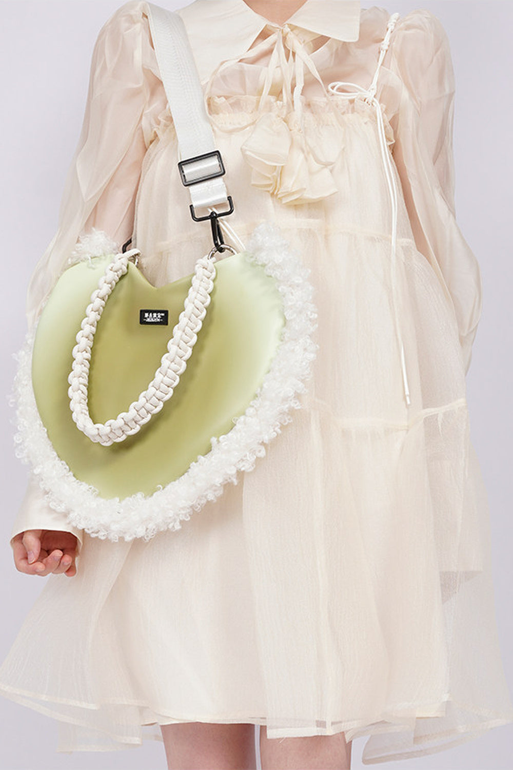 Borsa a tracolla in peluche Y2K