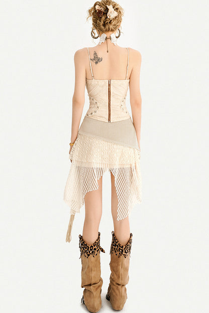 Set aus Spitzen-Camisole und Rock mit Quastenfransen