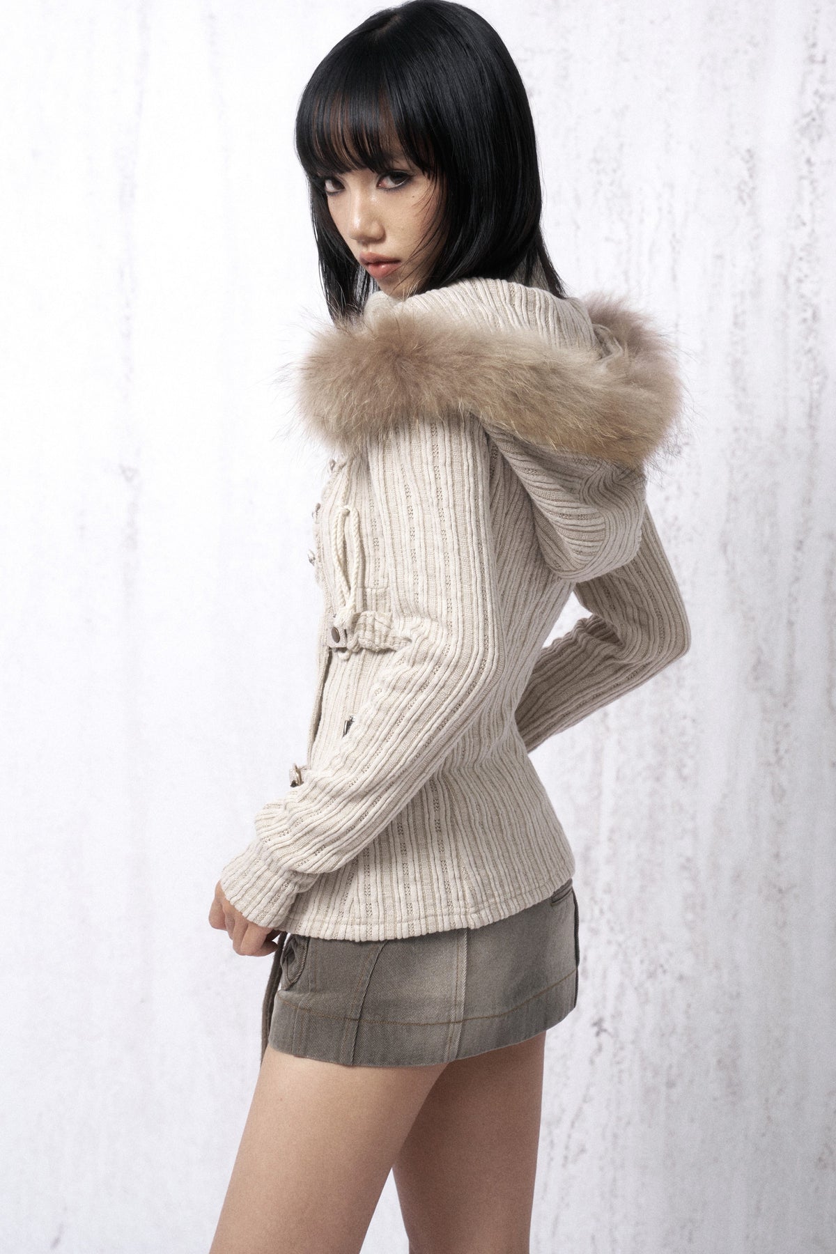Fur Collar Hooded Slim Knit Top