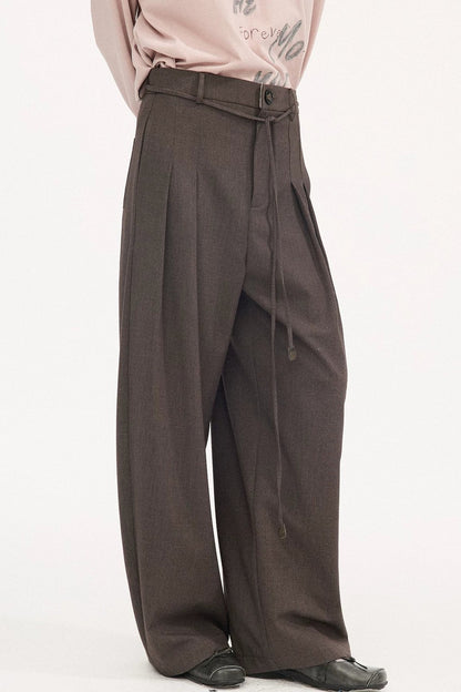 Curved Blade Pleated Wide-Leg Pants