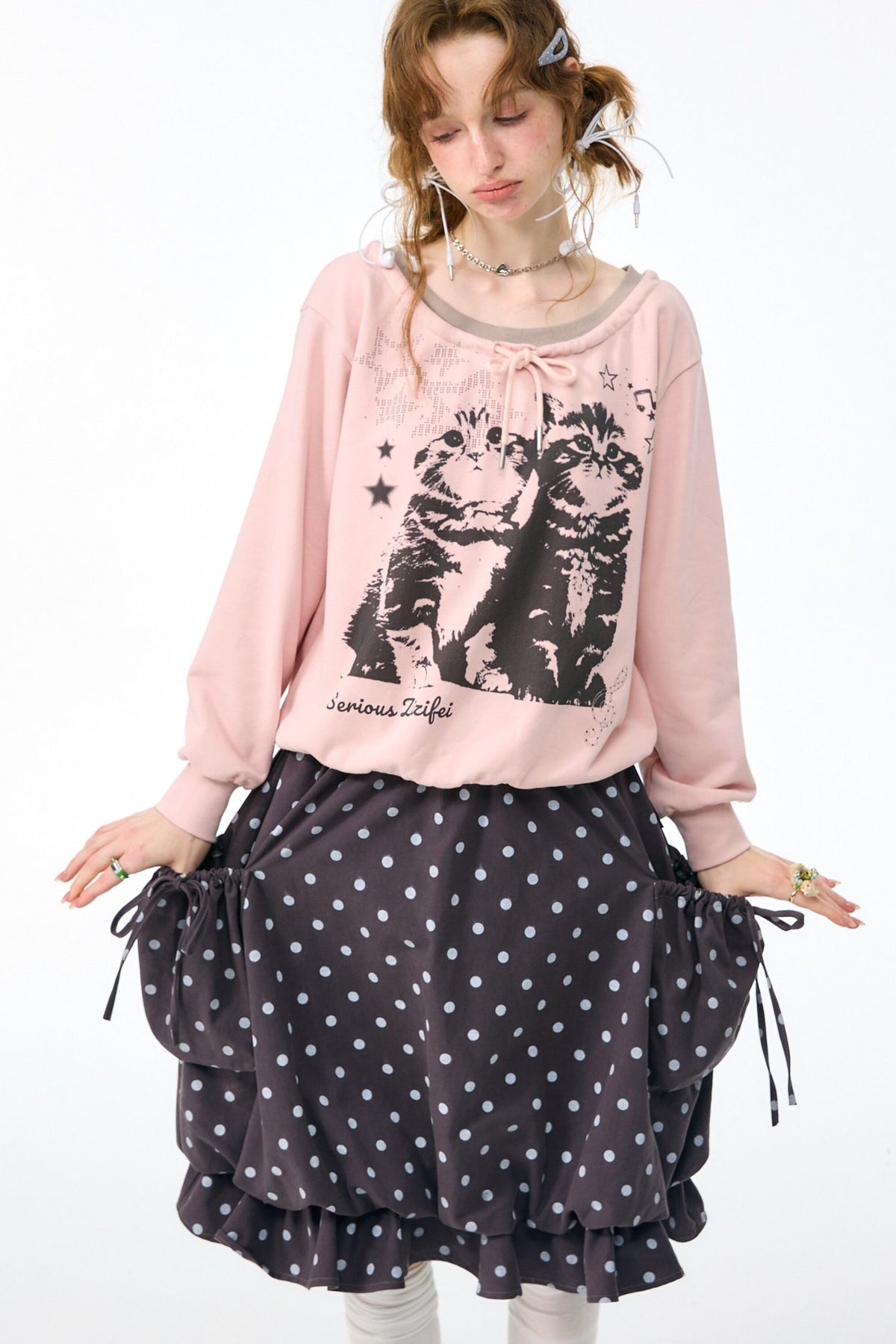 Rosa Sweatshirt mit Katzenprint und Bindeband