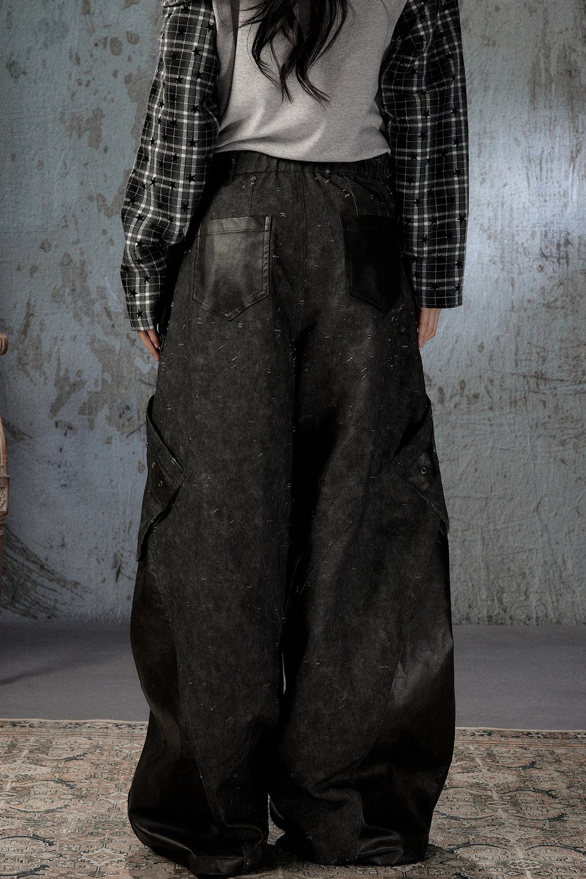 Black Patchwork Ripped High-Waisted Cargo Pants