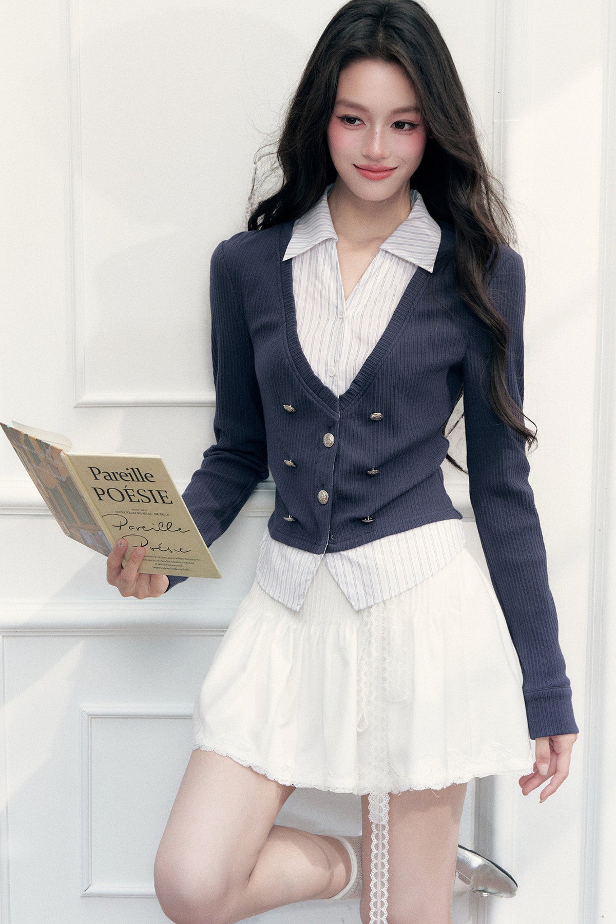 Top in maglia con scollo a V effetto stratificato