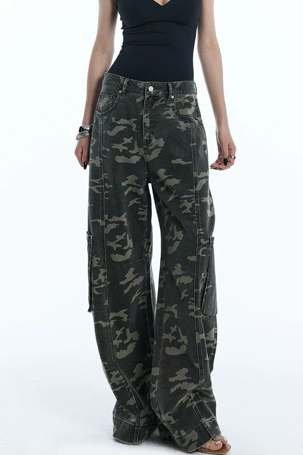 Camouflage Scimitar Cargo Pants