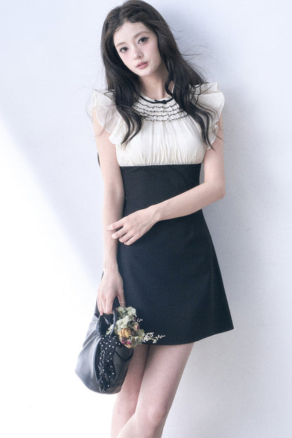 Daylight Kiss Ruffle Dress