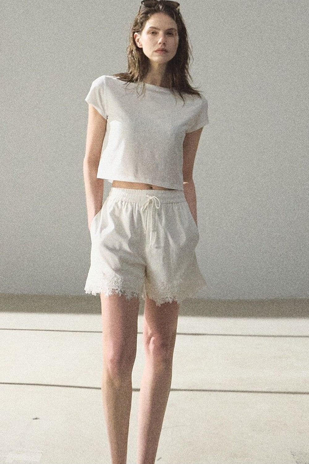 Cropped Wide-Leg Lyocell Lace Pants
