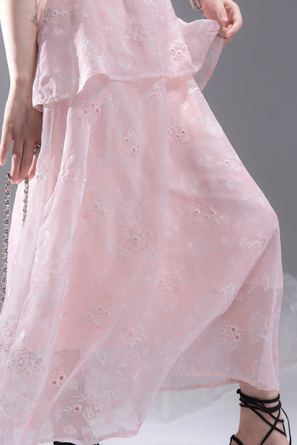 Pudernebel-Trägerkleid