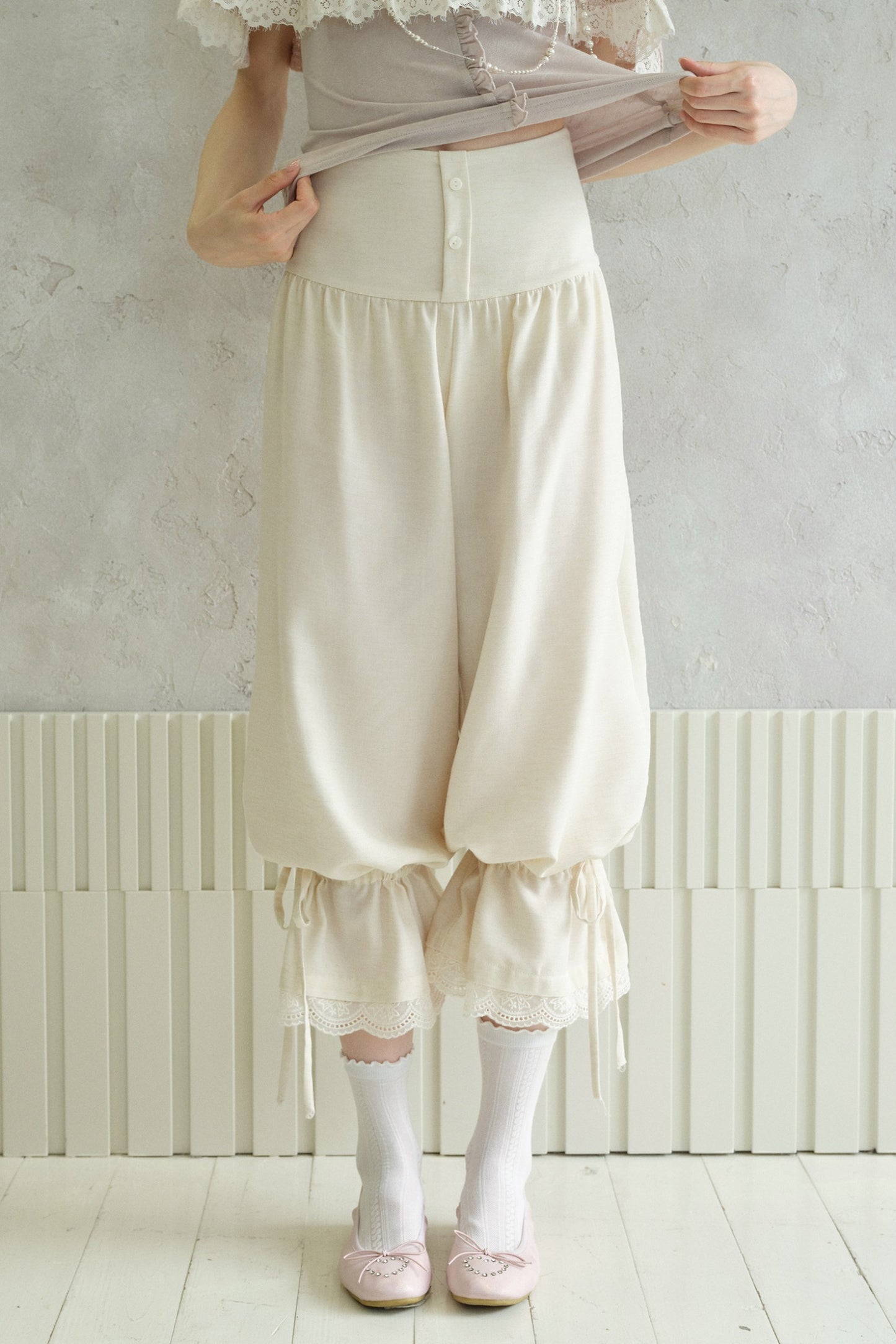 Flower Bud Lace High-Waisted Lantern Pants
