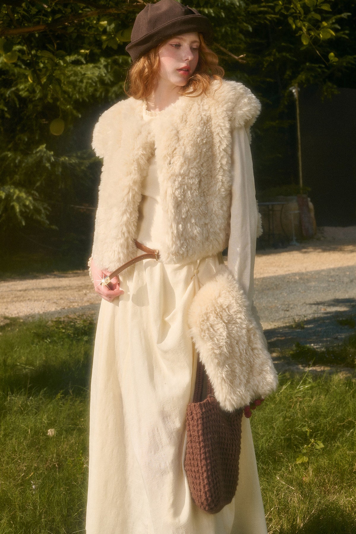 Short Snow Velvet Cat Vest