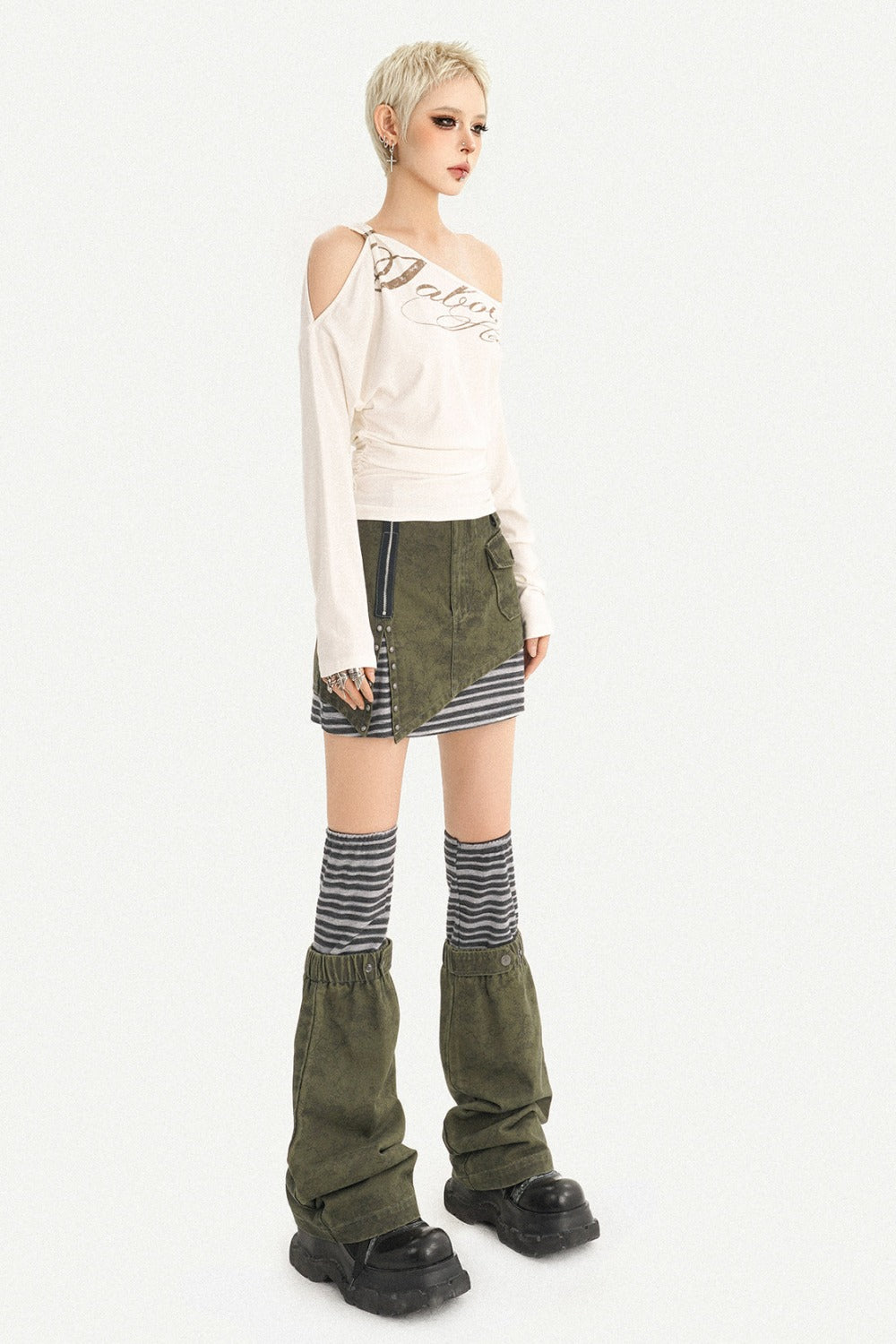Off-Shoulder Letter Print Long-Sleeve T-Shirt