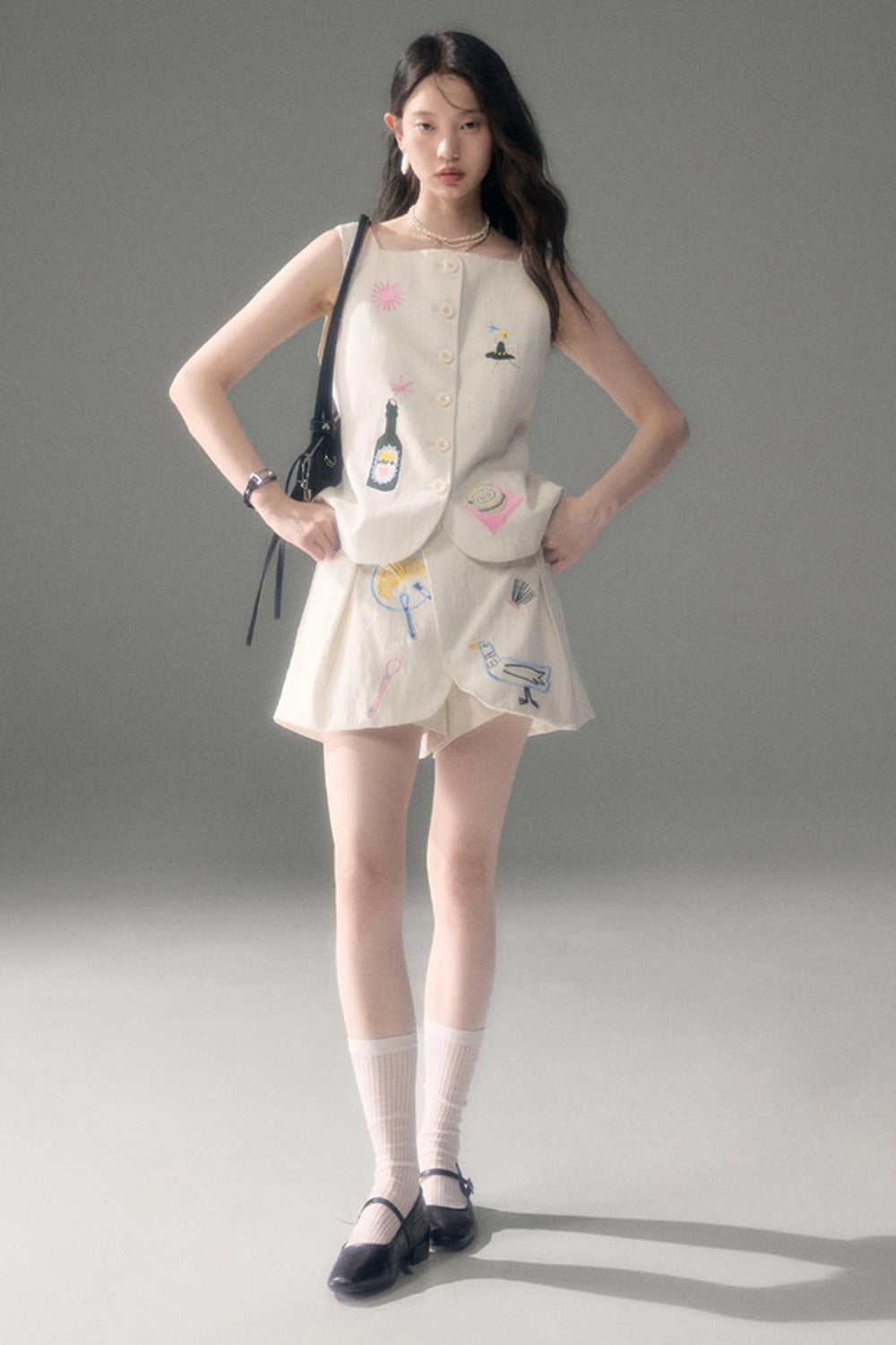 Ear Detail Tencel Cotton Embroidered Vest and Shorts Set-Up
