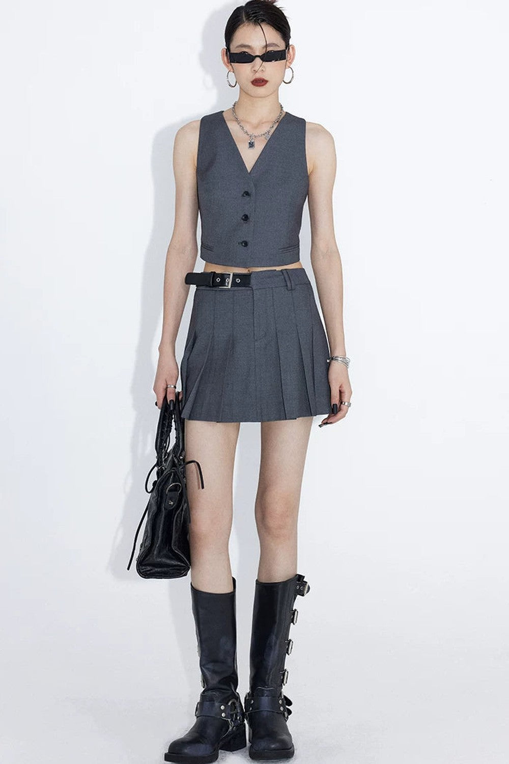 Blazer grigio scuro con scollo a V e schiena scoperta