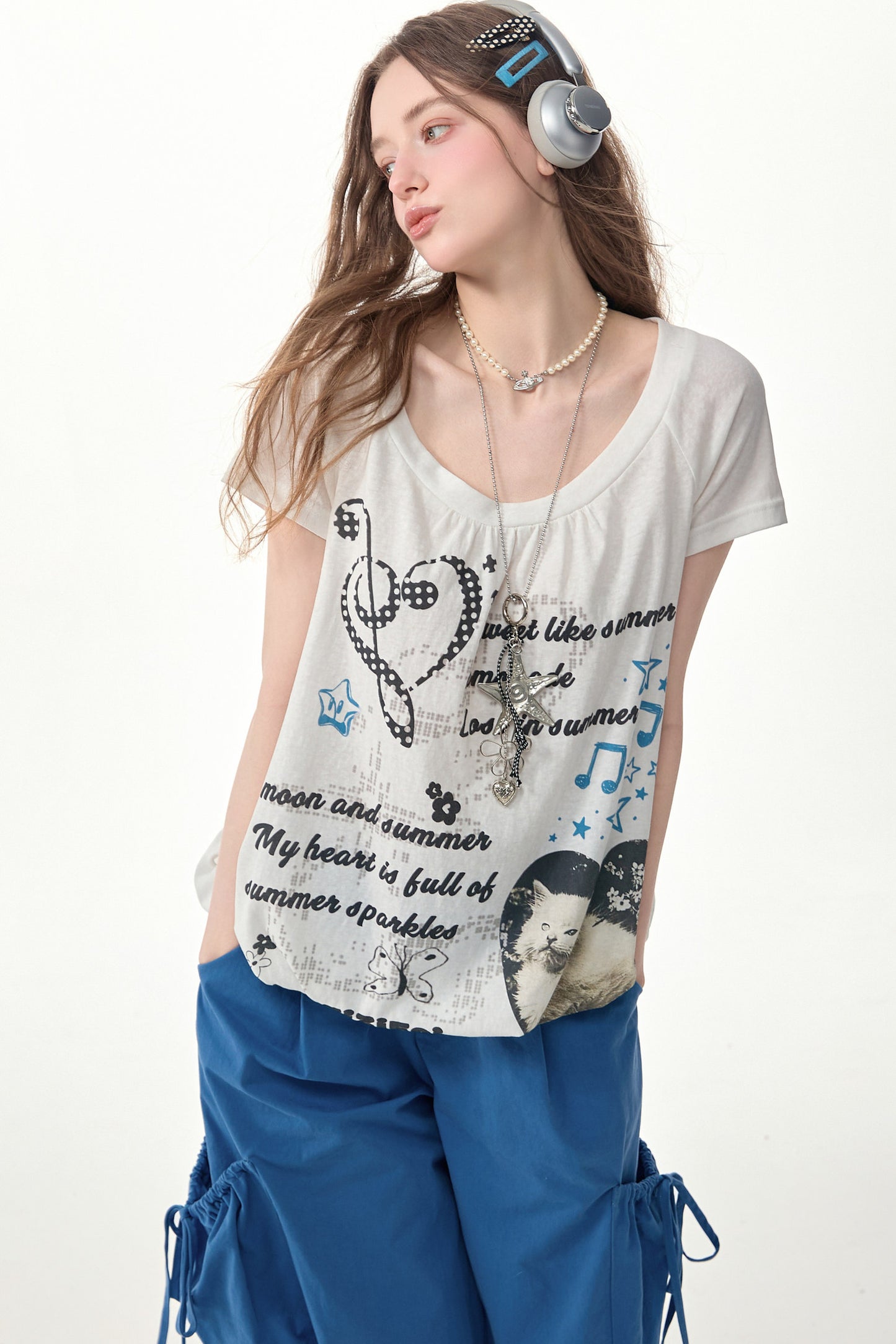 Marineblaues Kurzarmshirt mit Katzenmotiv