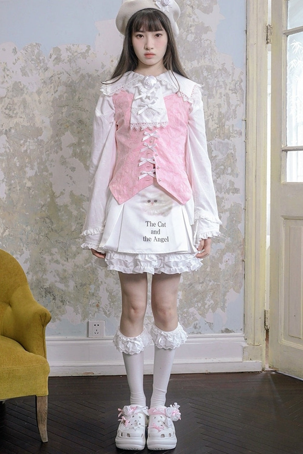Butterfly Buckle Jacquard Cotton Vest