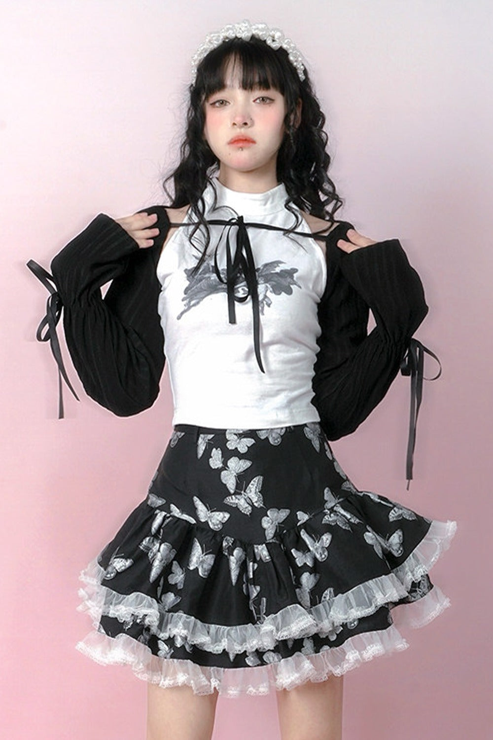 Puffiger Rock mit Schmetterlings-Jacquard und Spitzenbesatz