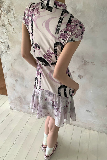 Lila Retro-Qipao-Kleid mit Blumenmuster