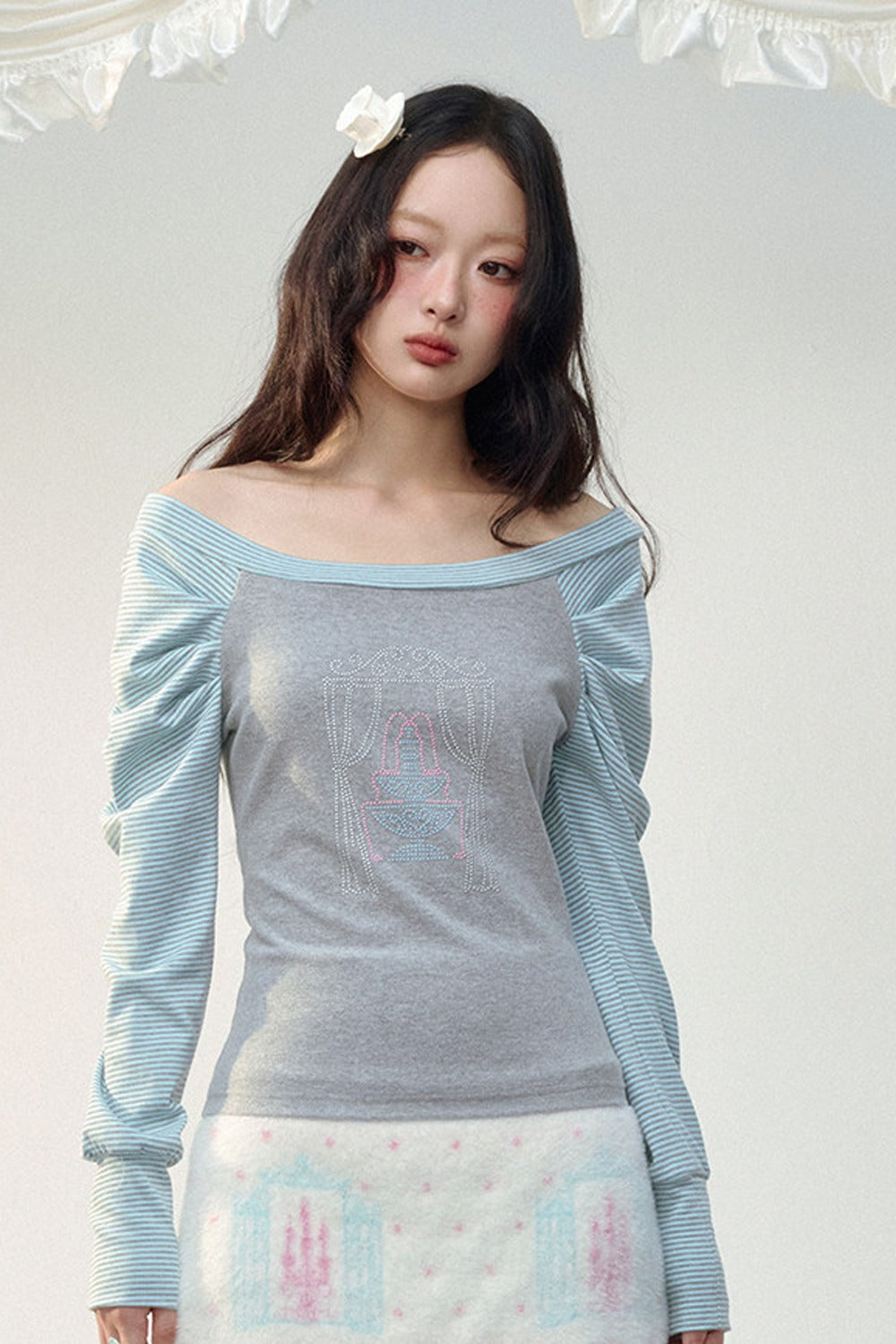 컬러 블록 라인스톤 긴소매 티셔츠
