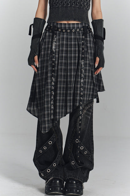 Gewaschene schwarze Jeans mit geradem Bein