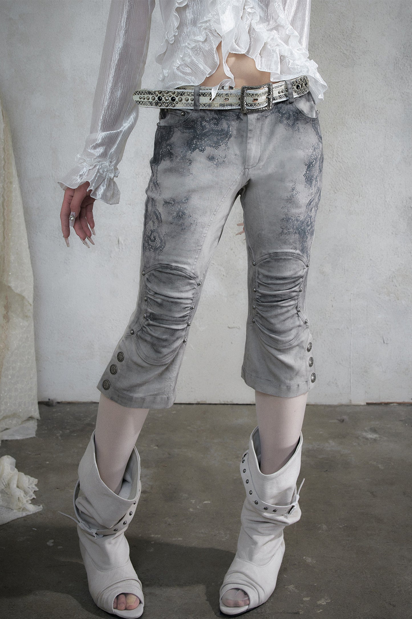 Vintage Distressed Lace Cropped Pants