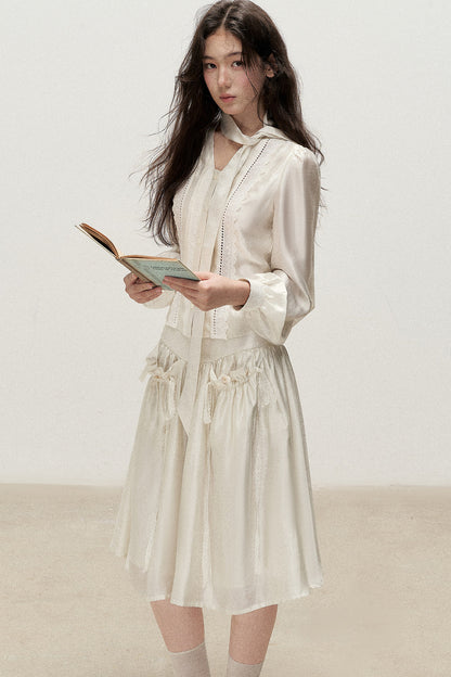 Botanical Lyocell V-Neck Ribbon Blouse And Skirt Set-Up