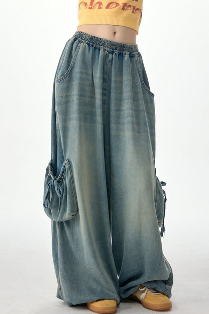 Retro-Jeanshose mit elastischem Bund und weitem Bein