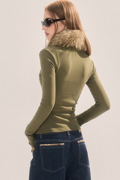 Set T-shirt slim fit con canotta e cardigan