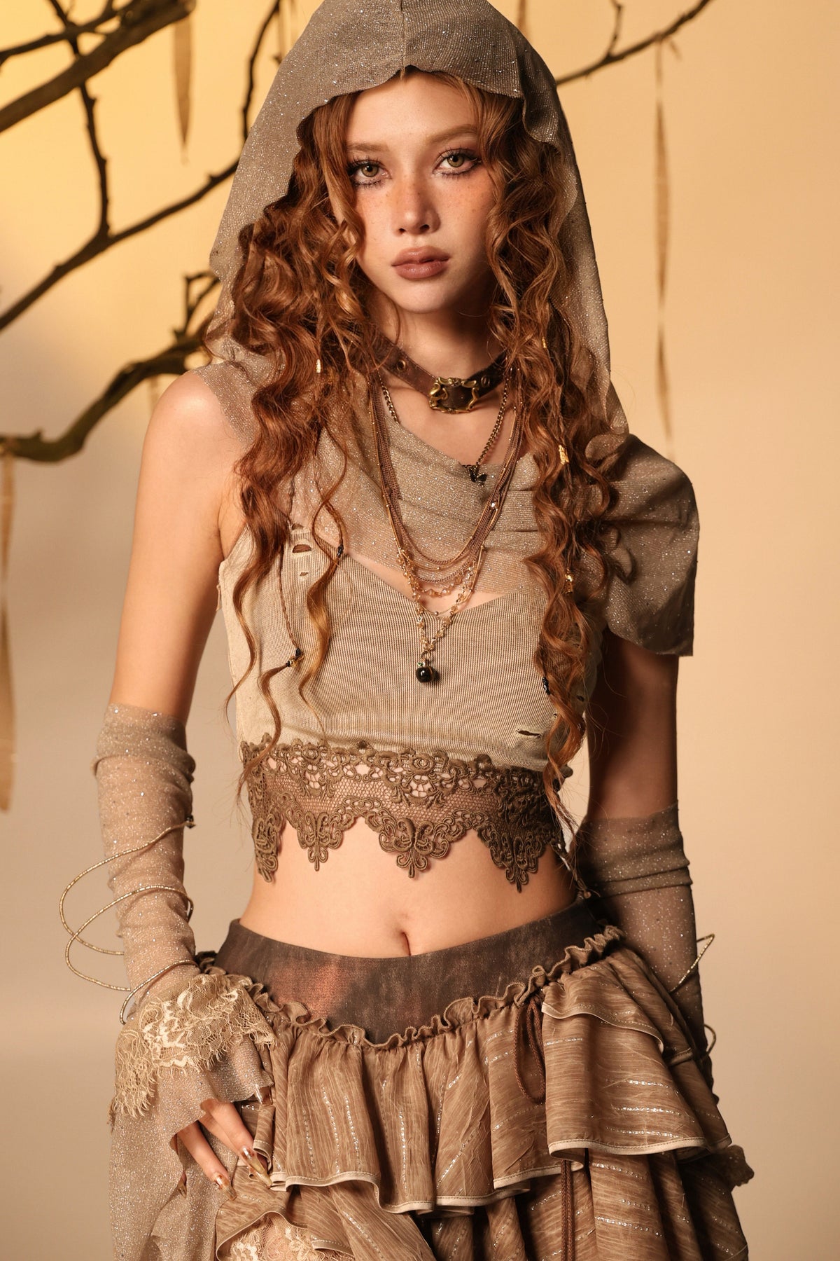 Wasteland Style Lace Camisole Hood Cape Sleeve Set-Up
