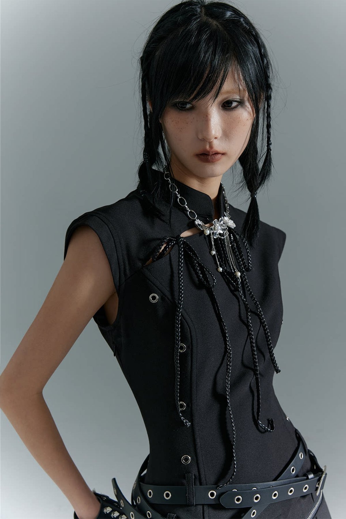 Retro-Halsband „Lost“