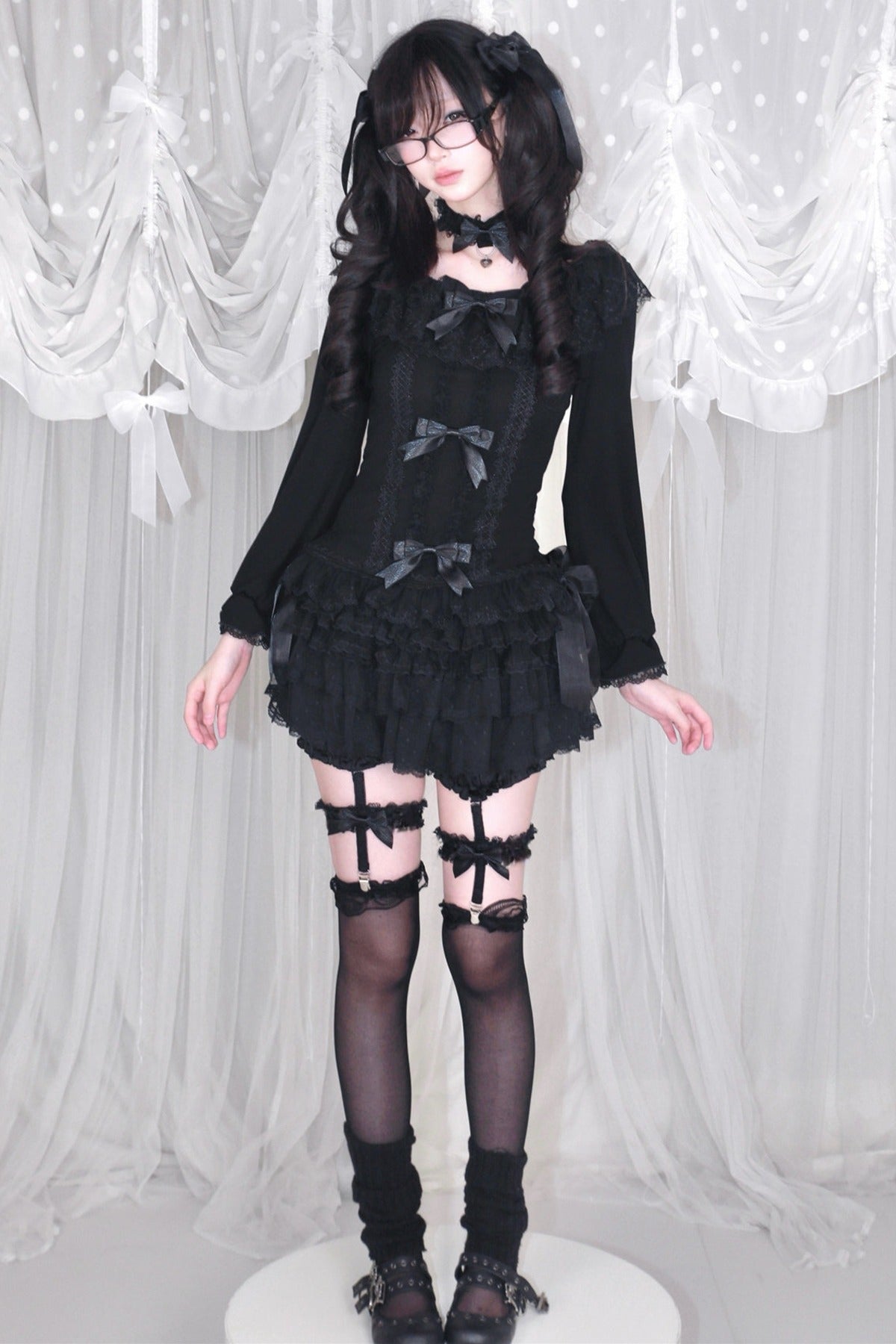 Multi-Layered Lace Bow Long Sleeve T-Shirt