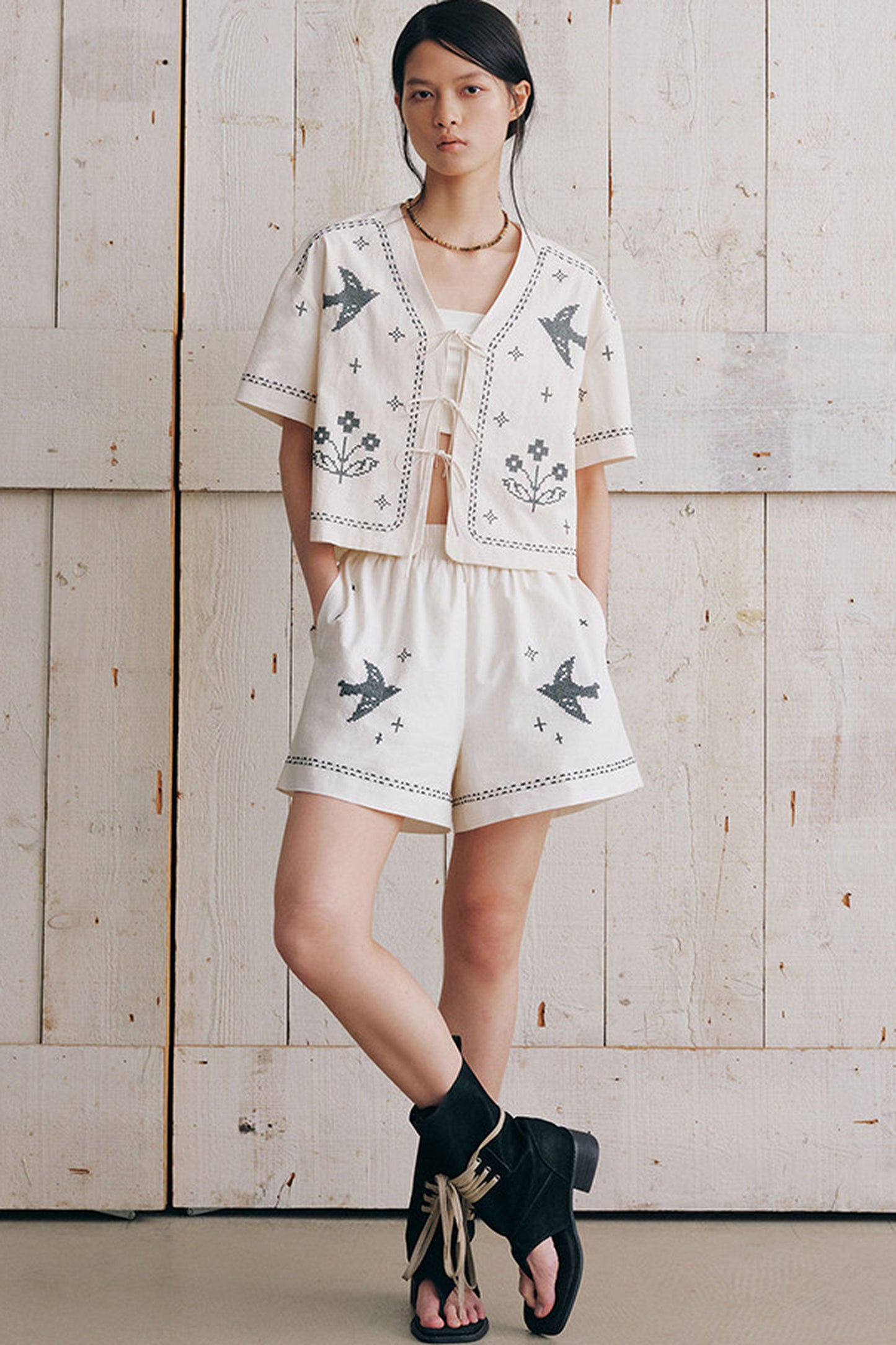 Bird Embroidered Cotton Linen Cardigan And Shorts Set-Up