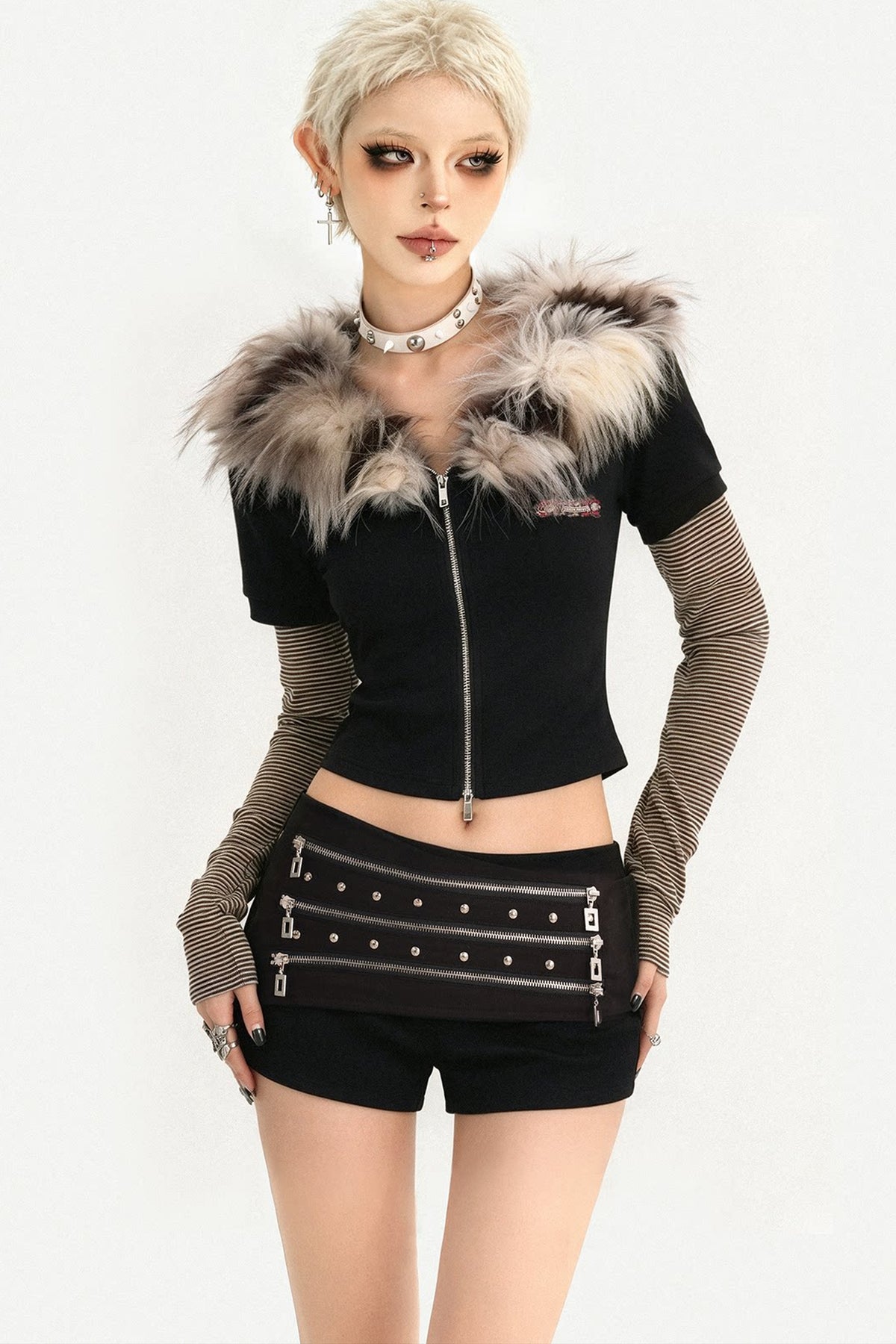 Black Plush Collar Zip-Up Slim-Fit Top